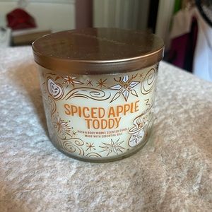 Bath & body works candle